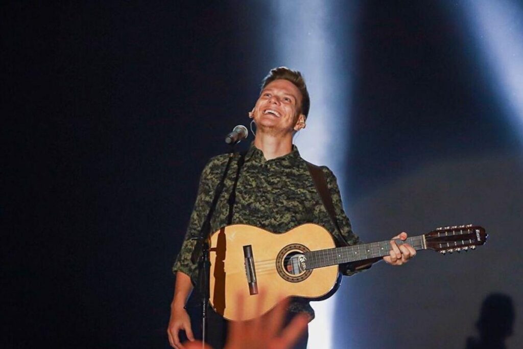 Michel é pais de Melinda e Teodoro