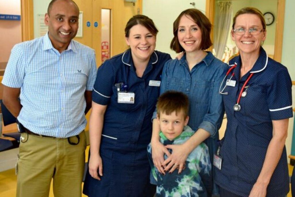 Mãe e filho se curam juntos