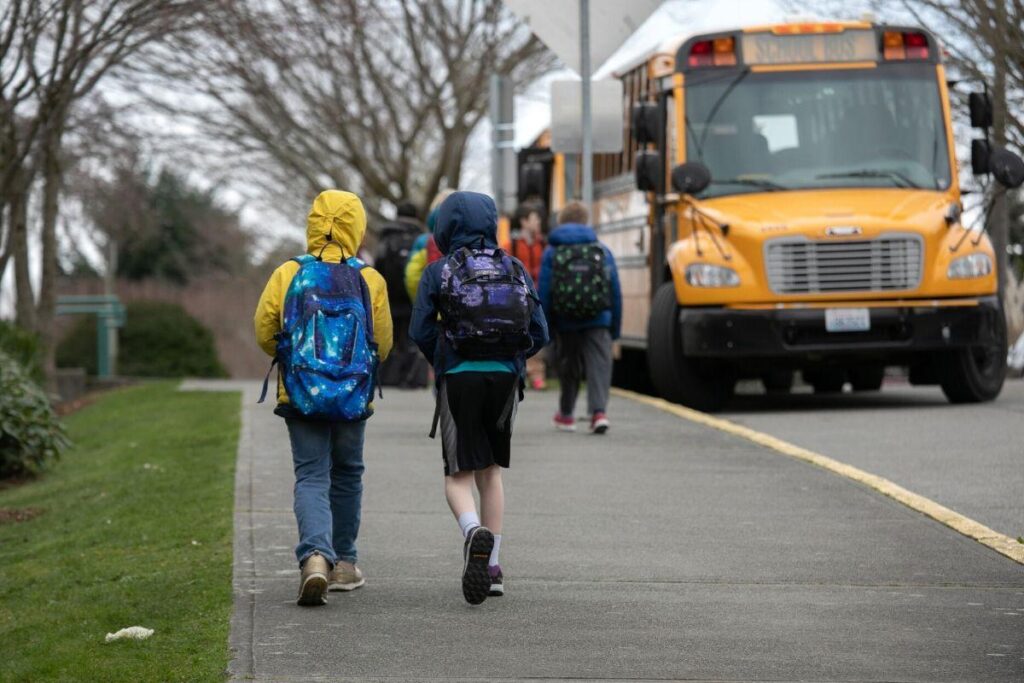 Ensino à distância? Governo da Flórida cria estrutura impressionante para alunos continuarem estudando caso aulas sejam canceladas