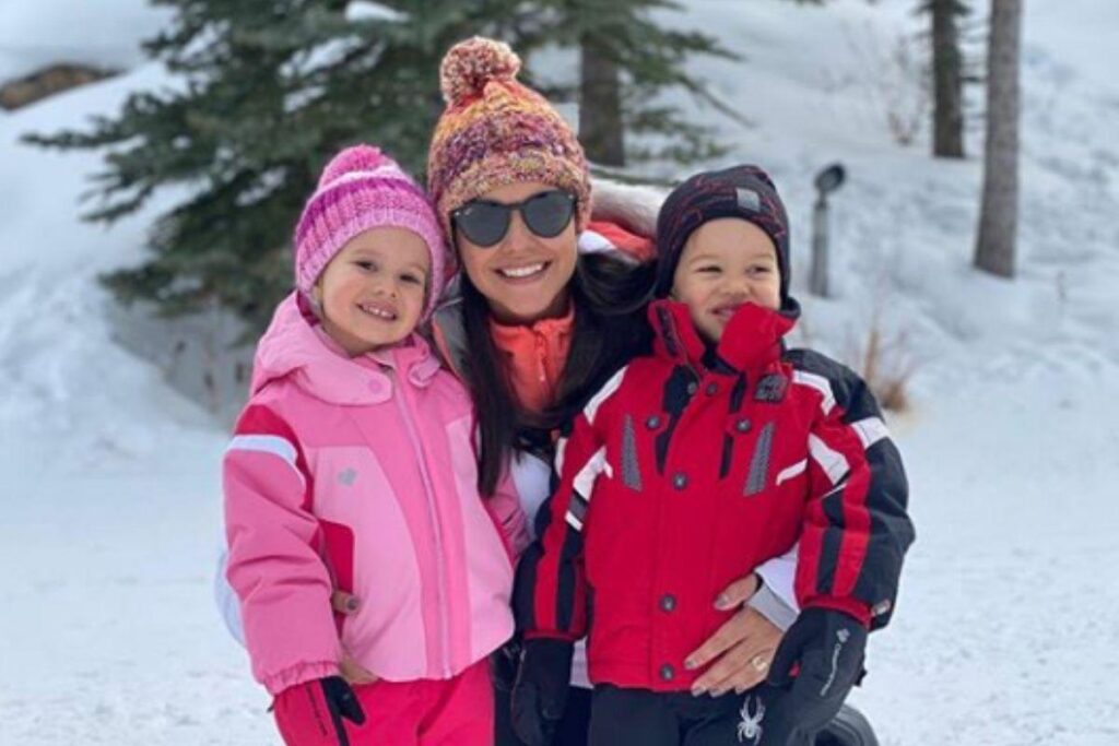 Thaís se despediu de Dora pelas redes socias