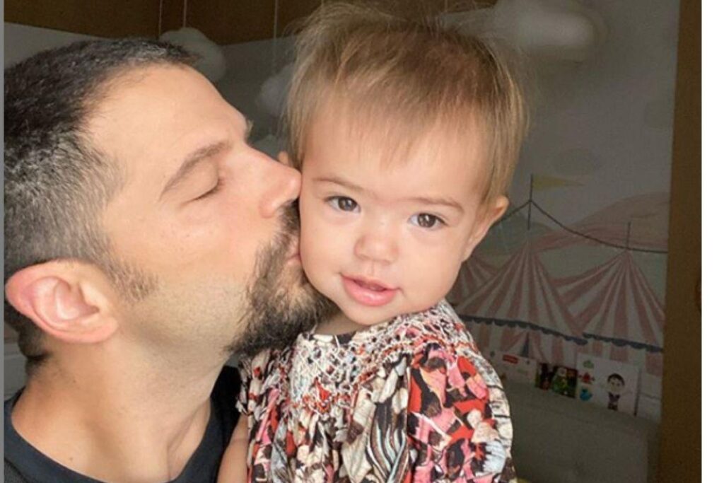 Sabrina ao lado de Zoe e Duda Nagle