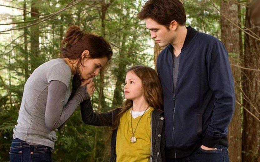 Stephanie Meyer, autora dos livros da saga Crepúsculo, anunciou o lançamento de mais uma obra em agosto deste ano