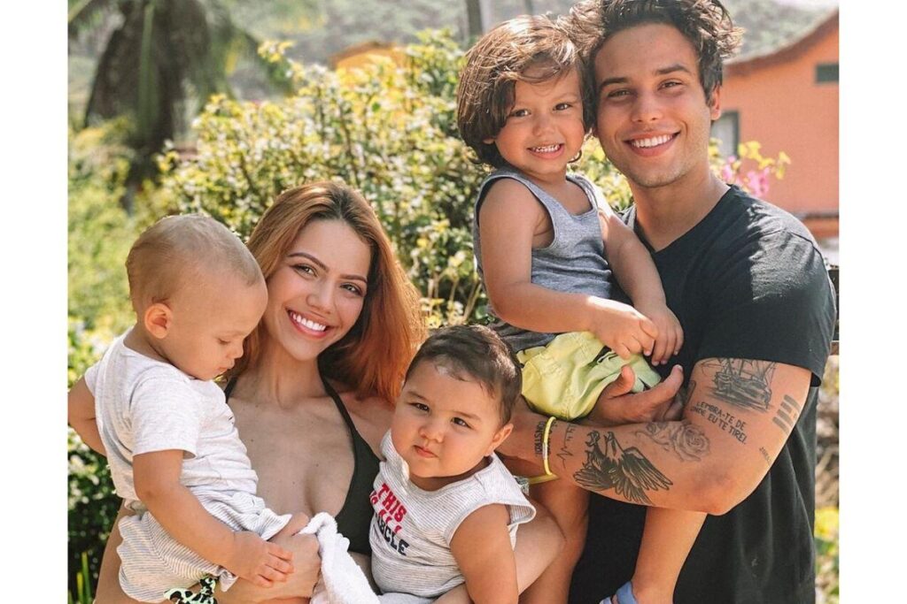 Sarah Poncio faz desabafo no Dia das Mães