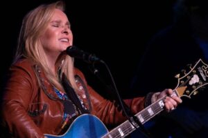 Ela fez um desabafo sobre perder o filho e agradeceu por todo carinho dos fãs