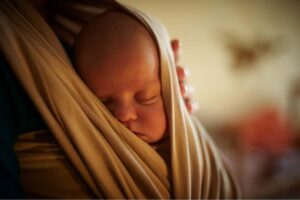 Feroza Younir Omar decidiu se voluntariar para ajudar os sobreviventes