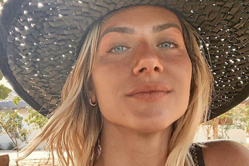 Giovanna Ewbank respondeu os fãs no Canal do Youtube
