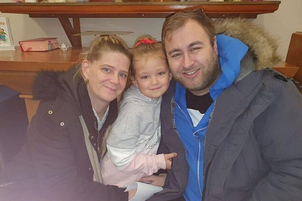 Menina de 6 anos salva a vida da mãe