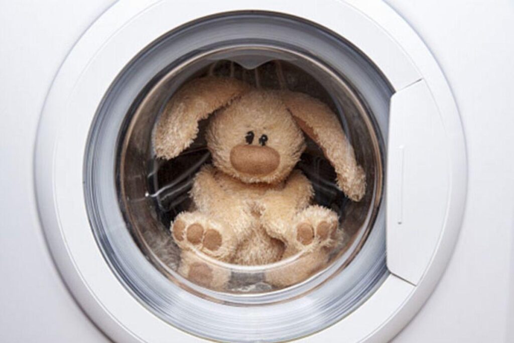 A criança foi levada às pressas para o hospital