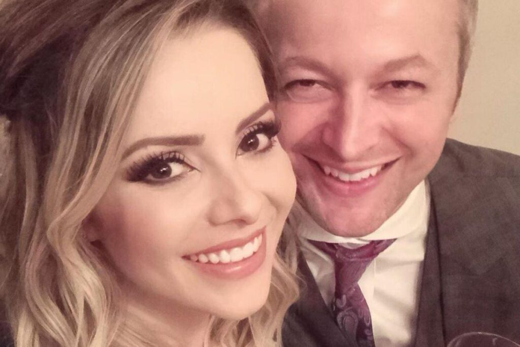 Theo é fruto do casamento de Sandy com Lucas Lima