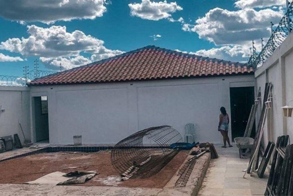 Poeta famoso transforma casa própria em centro cultural para crianças carentes no Ceará