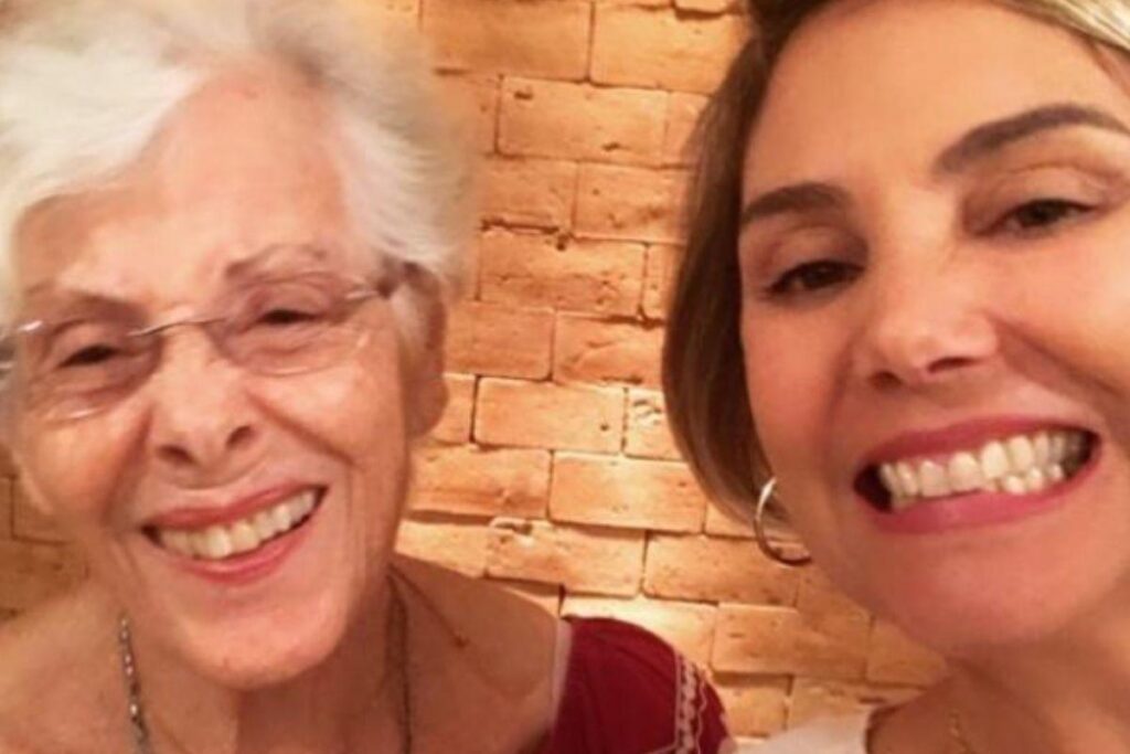 Heloisa Helena é mãe da artista