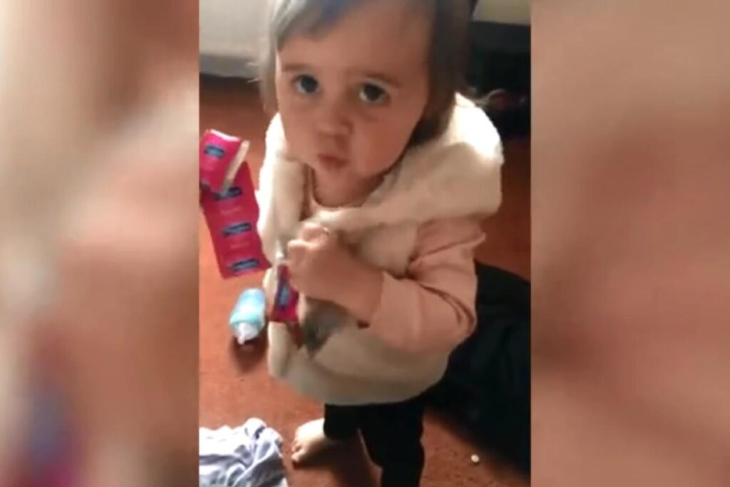 A cena foi filmada pela mãe