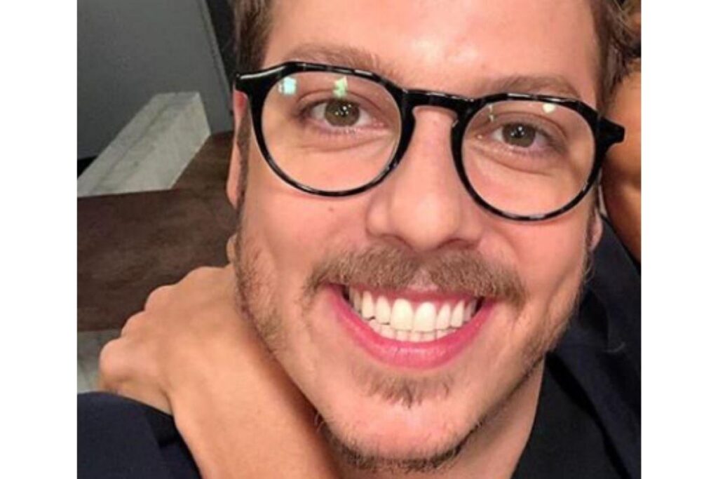 Cristina é irmã do humorista