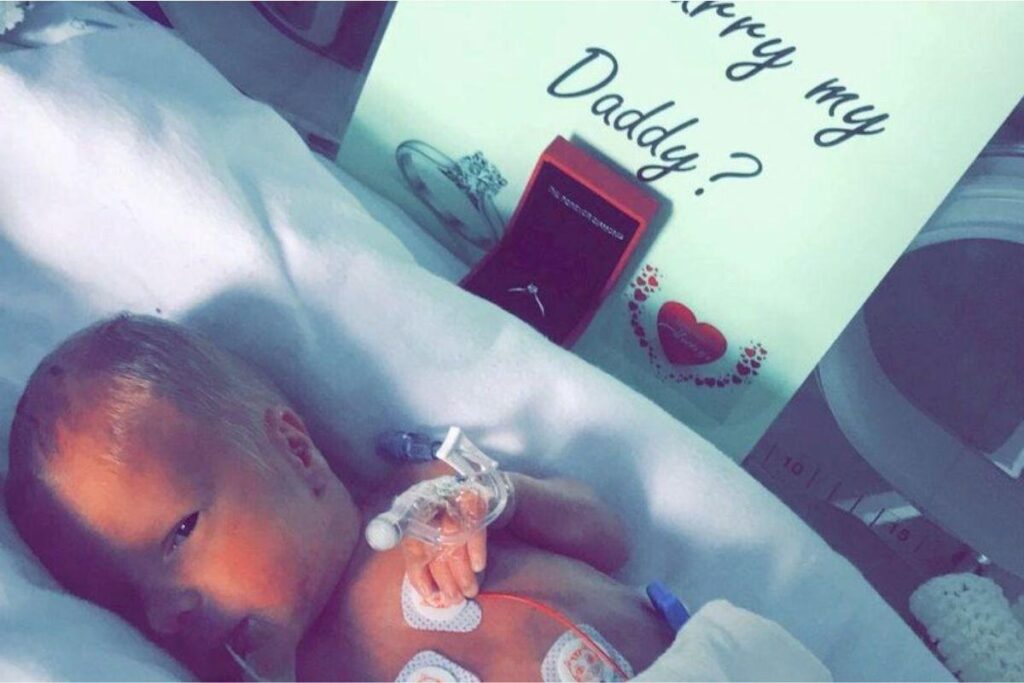 Sian e John estão juntos há 8 anos