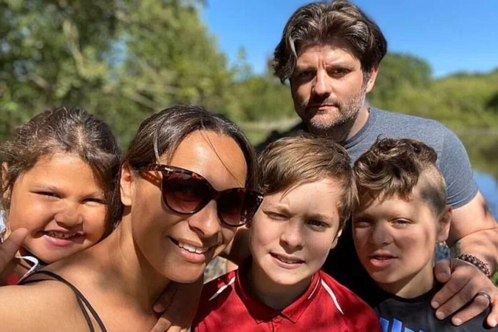 Sophia é mãe de três