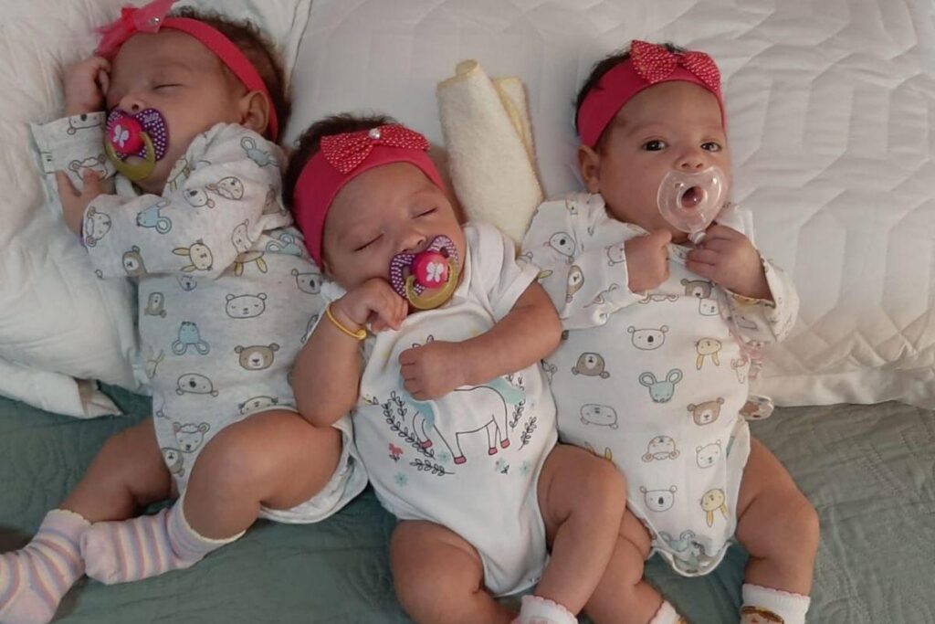 As irmãs nasceram em junho deste ano