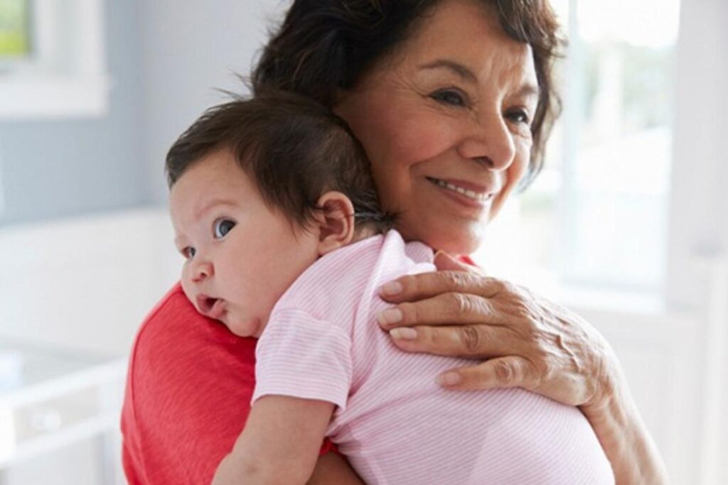 Como lidar com avós com valores diferentes dos seus