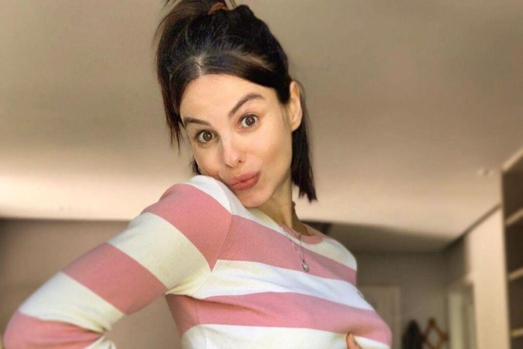 Sthefany Brito fala sobre mudanças na alimentação durante gravidez: “Batendo pratão”