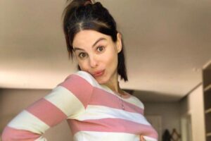 Sthefany Brito fala sobre mudanças na alimentação durante gravidez: “Batendo pratão”