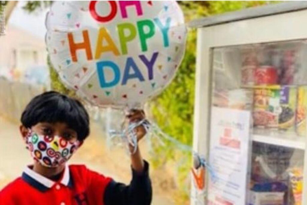 Ele decidiu comemorar o próprio aniversário ‘presenteando’ a comunidade