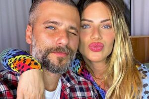 Giovanna compartilhou momento íntimo com o filho