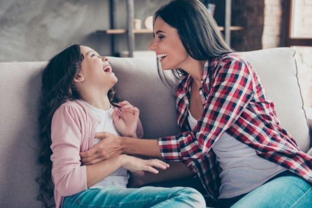 Ela acredita que o ato é ‘abuso infantil’