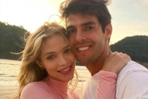 Carol deu à luz a primeira filha do casal