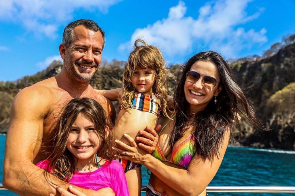 Ele fez uma homenagem para a filha