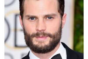 O ator mostrou a bagunça que faz com as filhas