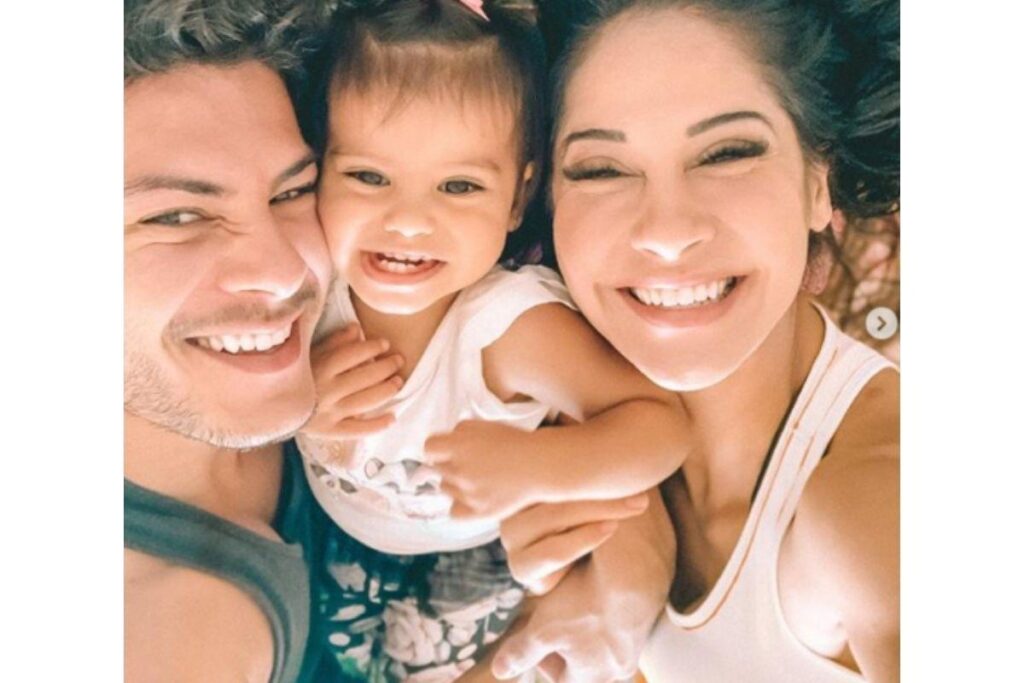 Ele tenta ver a filha quase todas as manhãs