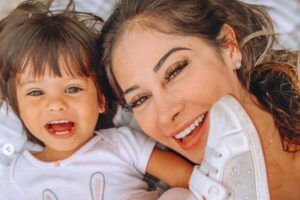 Empresária babou ao mostrar a filha