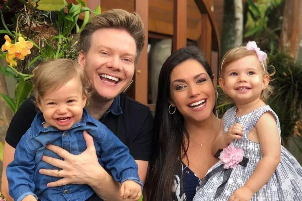 Ela é casada com o cantor Michel Teló