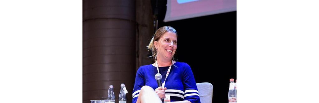 Ana com o marido, Marcos Piangers, e as filhas, Anita e Aurora