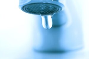 O tratamento precisa ser feito de forma contínua