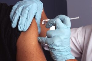 Pfizer concluiu fase 3 de testes da potencial vacina contra a Covid