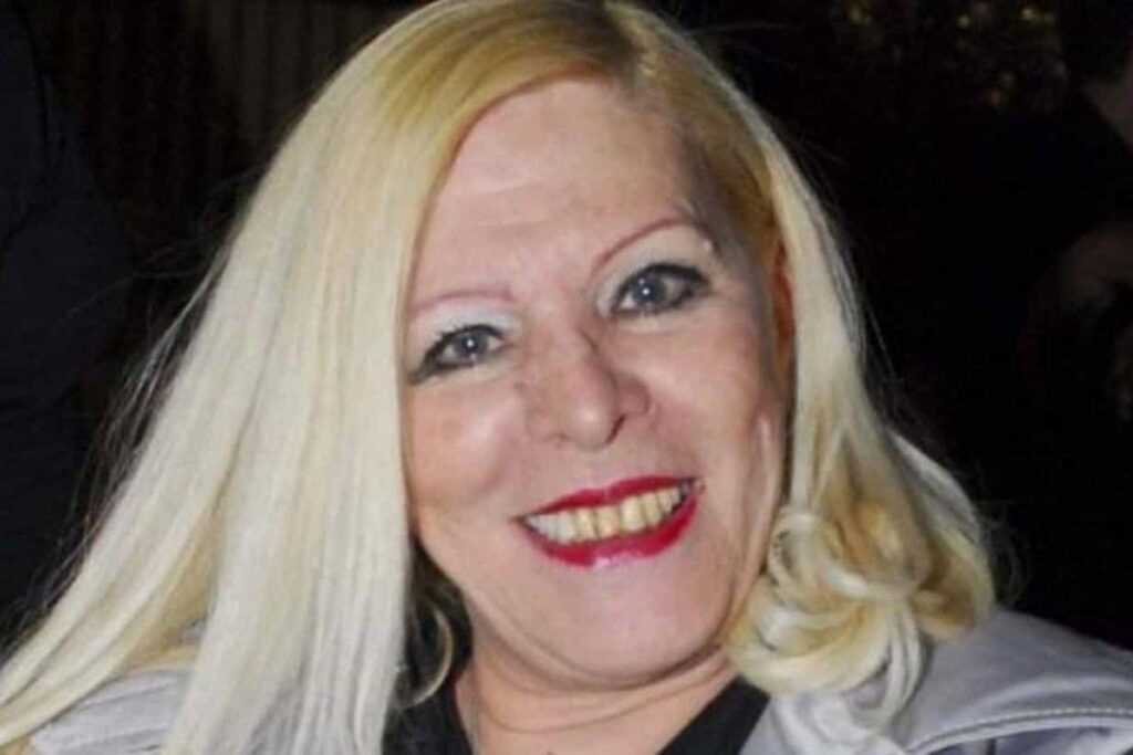 A cantora faleceu na manhã deste domingo