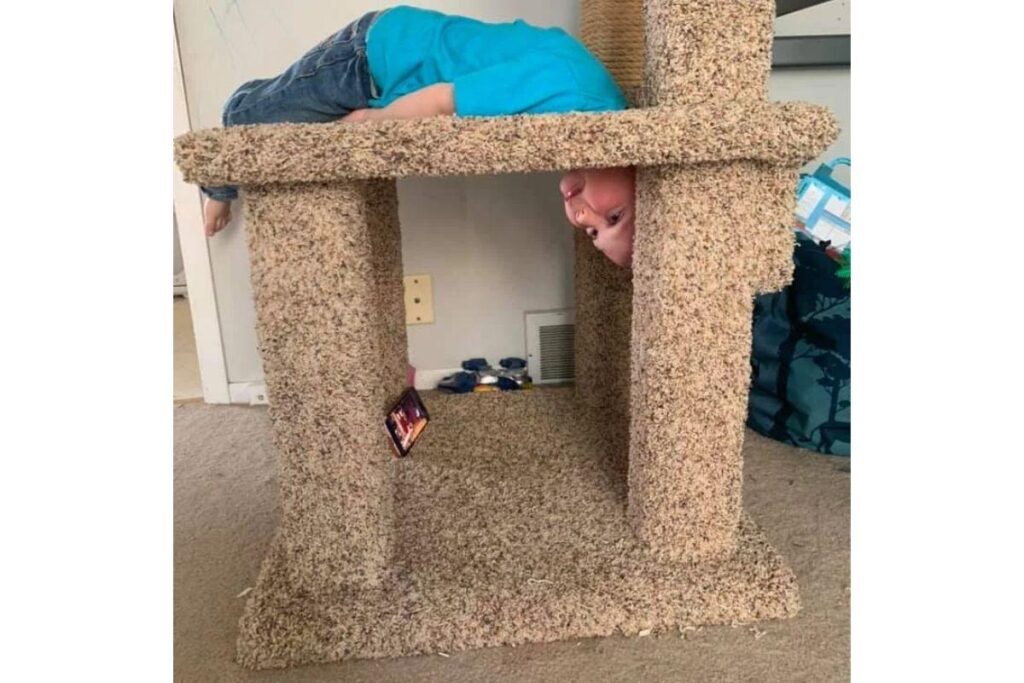 Ele ficou com a cabeça presa