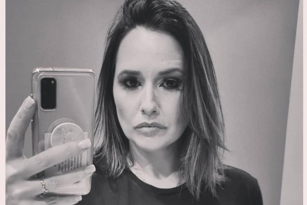 Mariana contou que demorou anos para ter coragem de falar para a mãe