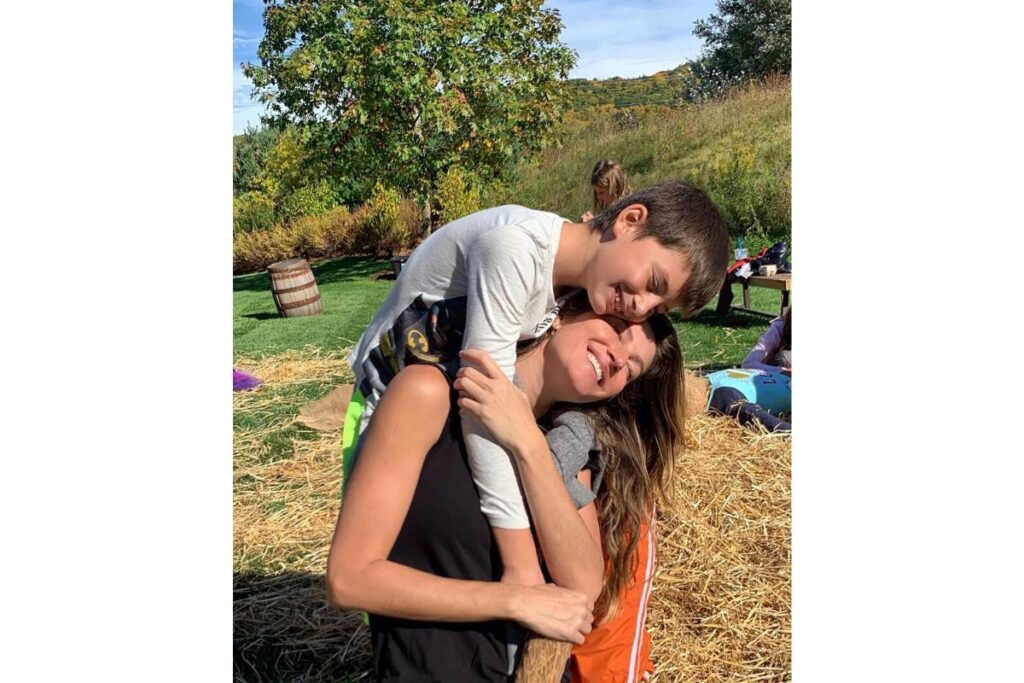 Ela é mãe de Vivian e Benjamin