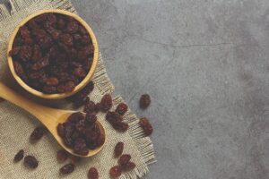 A uva-passa é rica em vitaminas