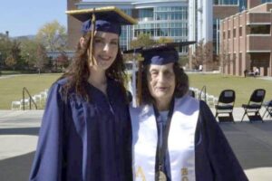 As duas frequentaram a aula juntas