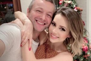 Ele mostrou Sandy cozinhando