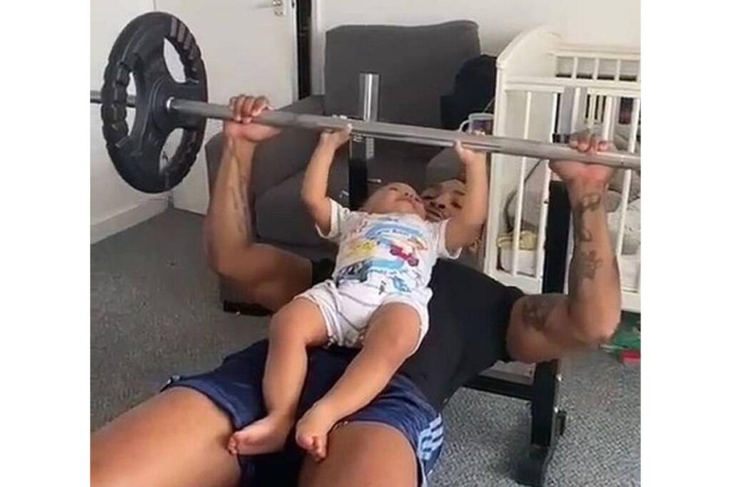 Ele foi altamente criticado