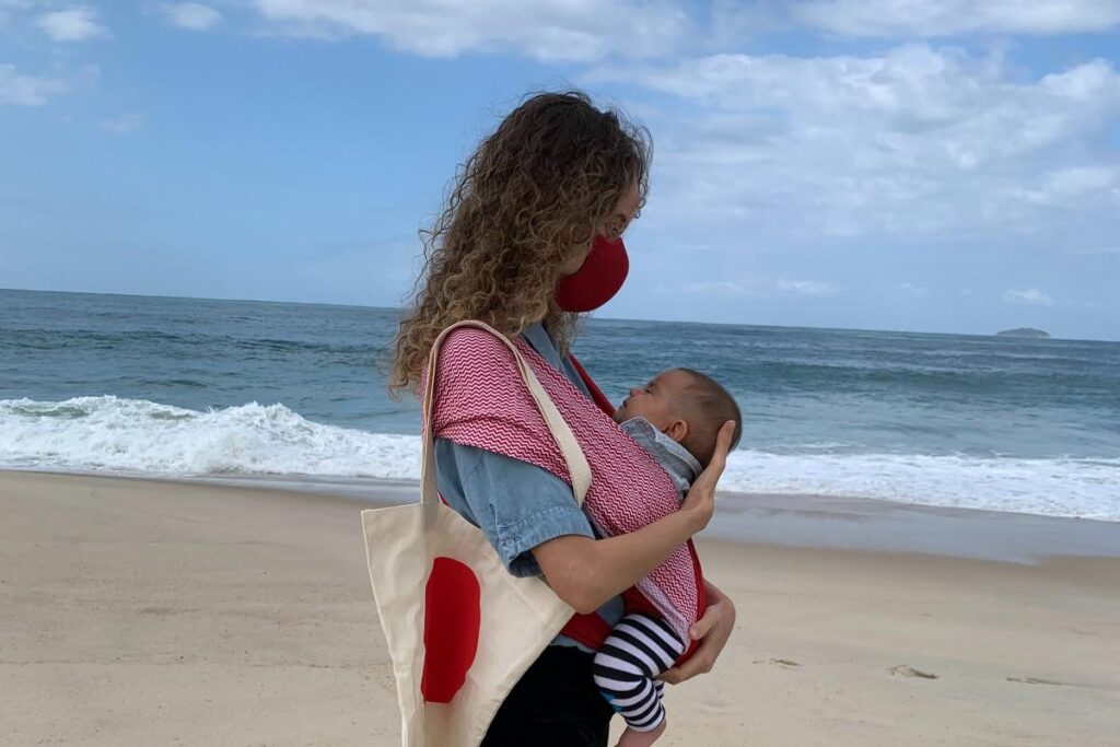 A jornalista conversou com a gente sobre maternidade