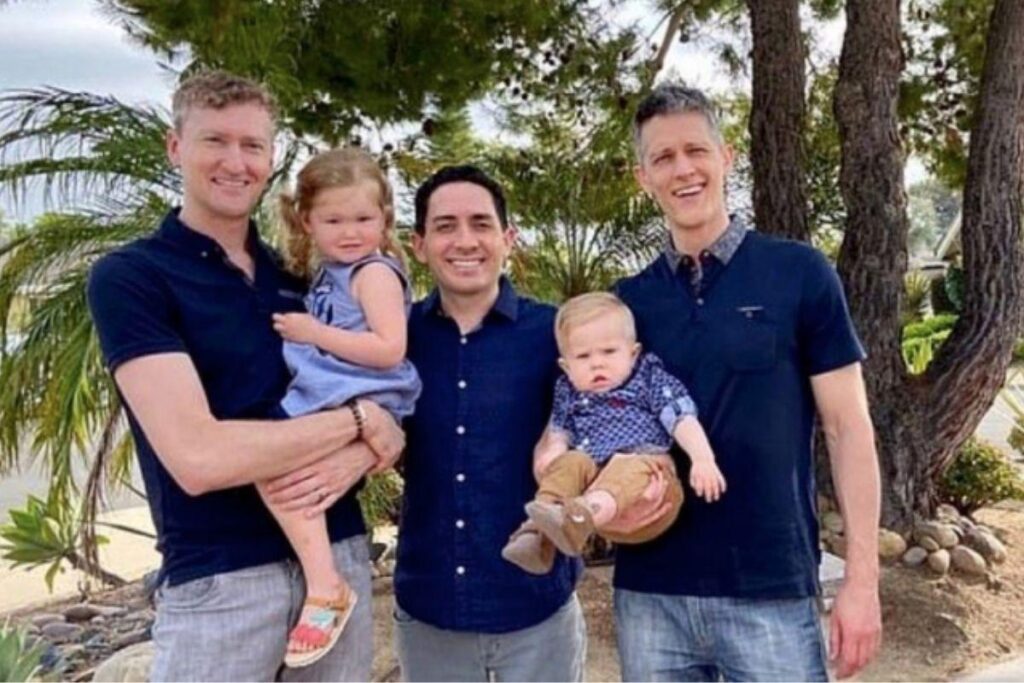 Hoje eles também são pais de um menino de 14 meses