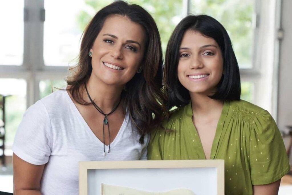 Adriana Araújo conta história de superação em livro