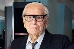 A causa da morte não foi divulgada