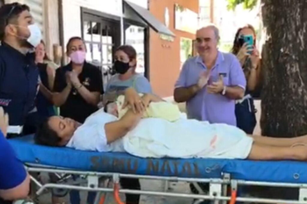 A dona do restaurante ajudou no parto