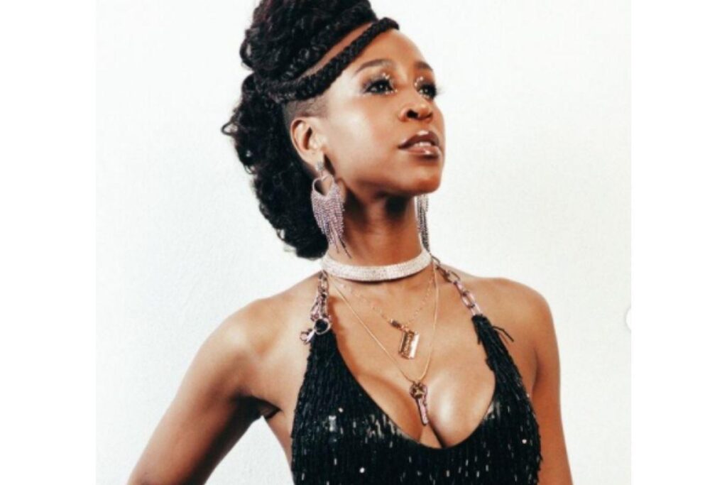 Ela é mãe de Jorge