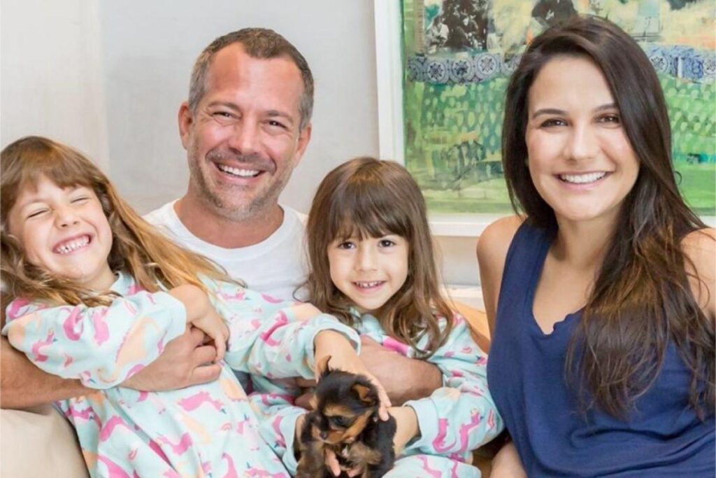 Eles são pais de 3 filhos